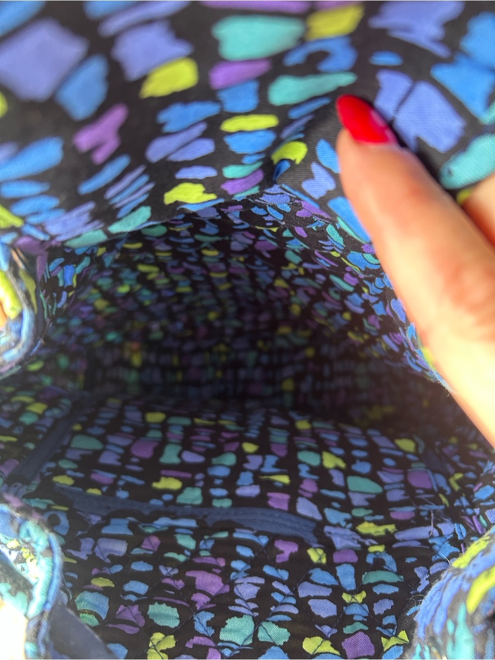 Vera Bradley Navy Floral Quilted Drawstring backpackwith Yellow & Purple Accents - Picture 3 of 3